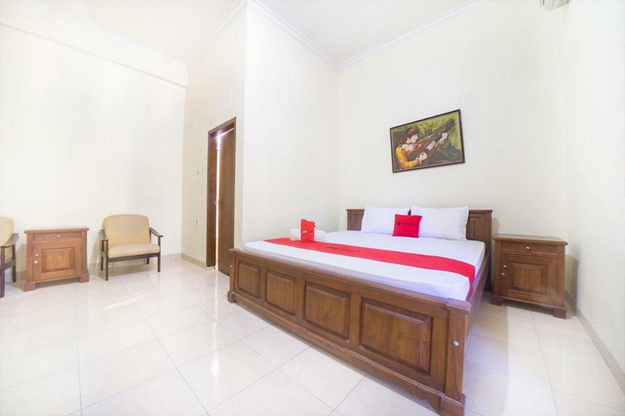 RedDoorz near Nusa Cendana University Kupang  Exterior foto