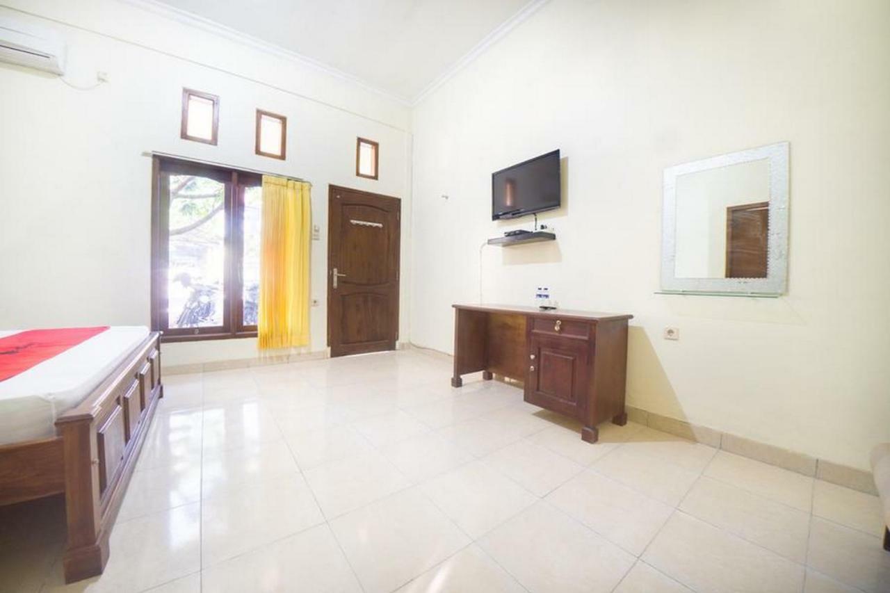RedDoorz near Nusa Cendana University Kupang  Exterior foto
